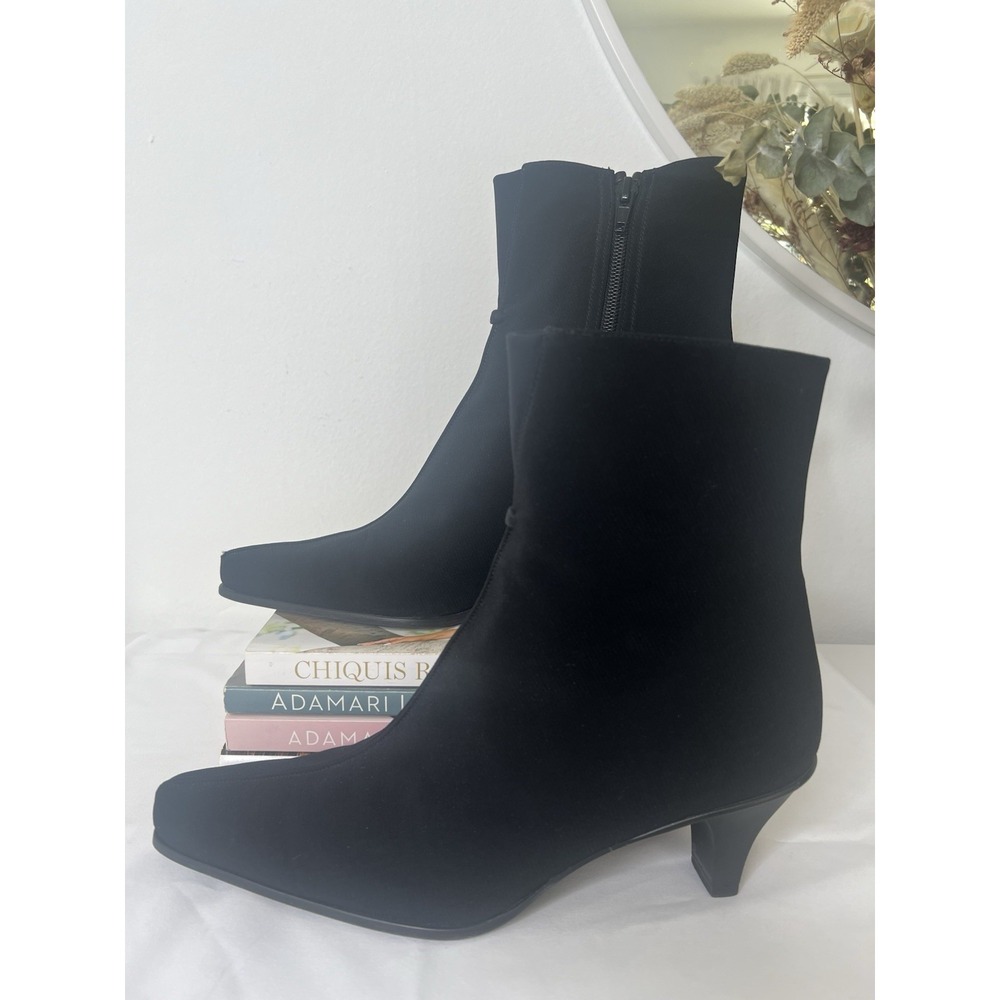 Stuart Weitzman Gore-Tex Kitten Heel Side Zip‎ Black Sock Booties Shoes Size 9 N